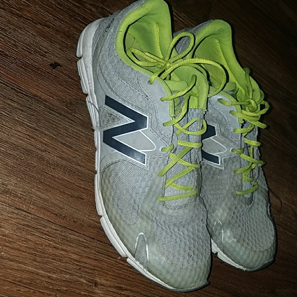 New balance shoes